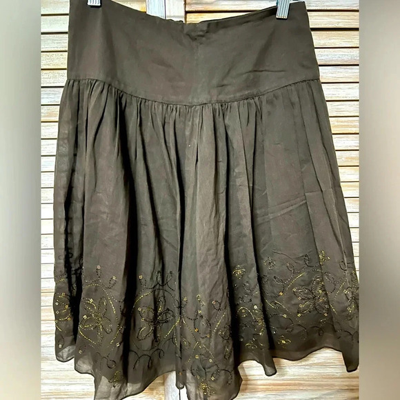 Express Brown Skirt with sequin detailing.  Size 2. - Picture 1 of 4
